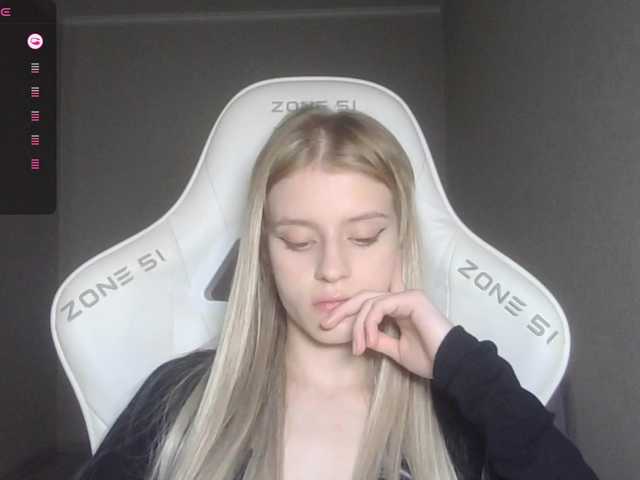 kissesliza live cam on BongaCams