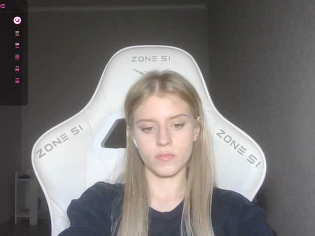 kissesliza live cam on BongaCams