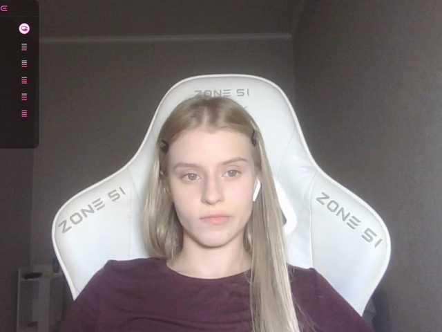 kissesliza live cam on BongaCams