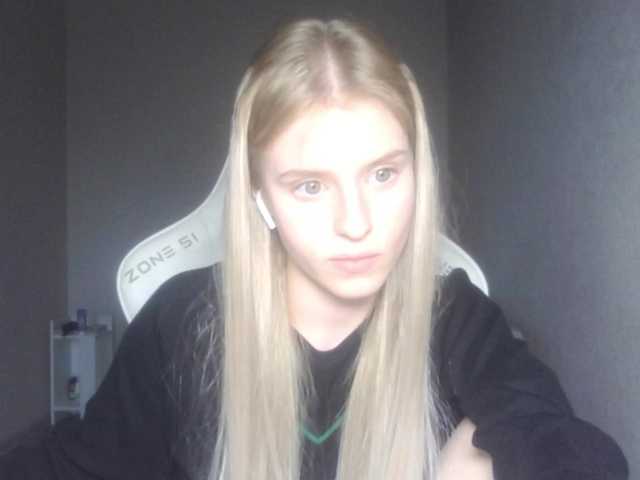 kissesliza live cam on BongaCams