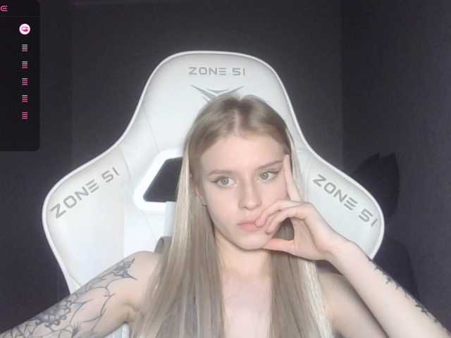 kissesliza live cam on BongaCams