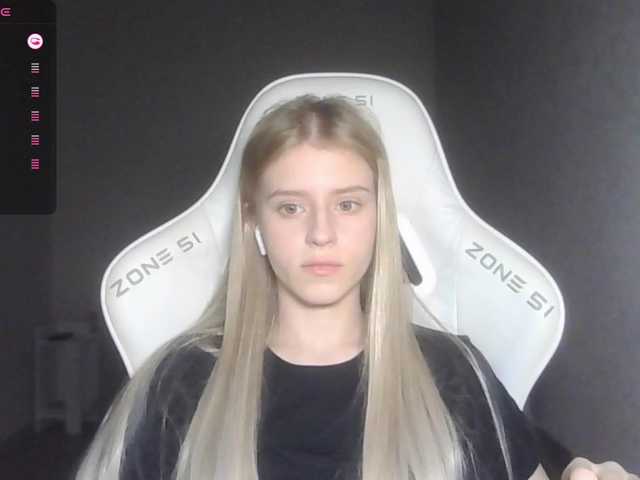 kissesliza live cam on BongaCams