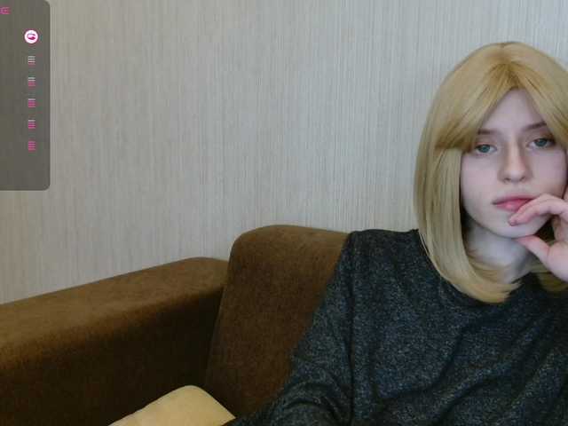 kissesliza live cam on BongaCams