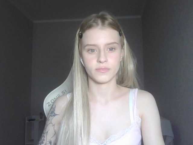 kissesliza live cam on BongaCams