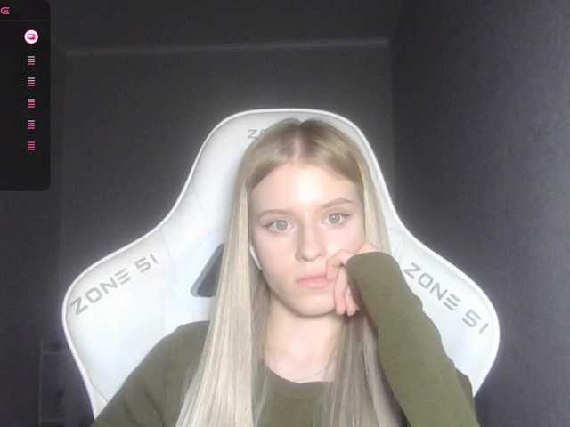 kissesliza live sex