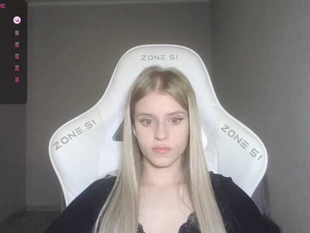 kissesliza live cam on BongaCams