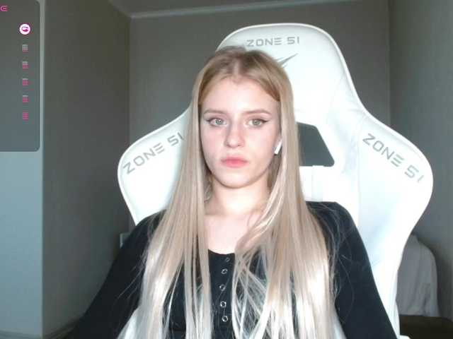 kissesliza live cam on BongaCams
