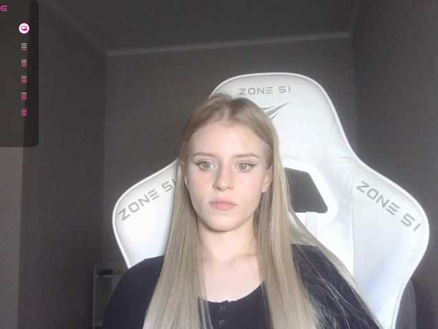 kissesliza live cam on BongaCams