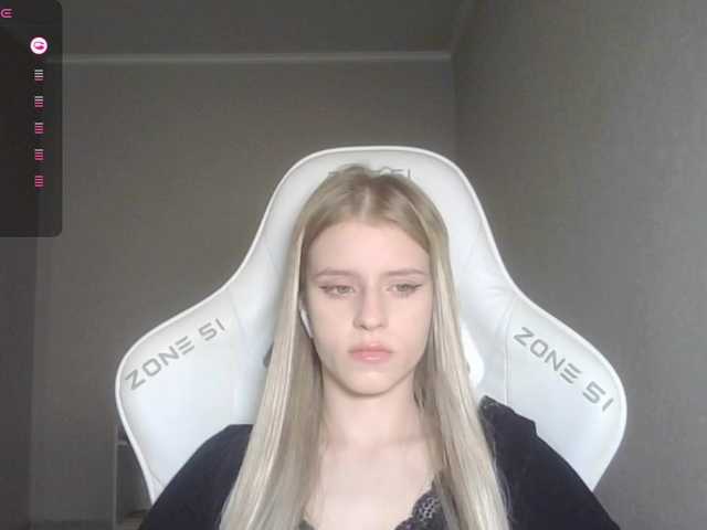 kissesliza live cam on BongaCams