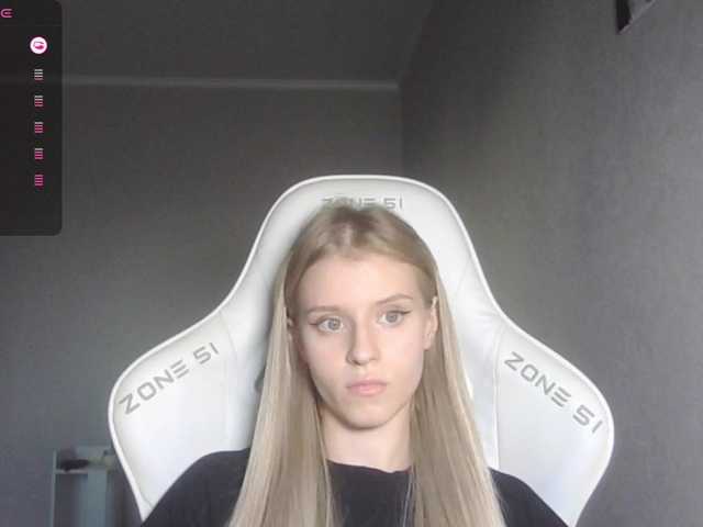 kissesliza live cam on BongaCams