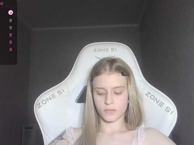 kissesliza live cam on BongaCams