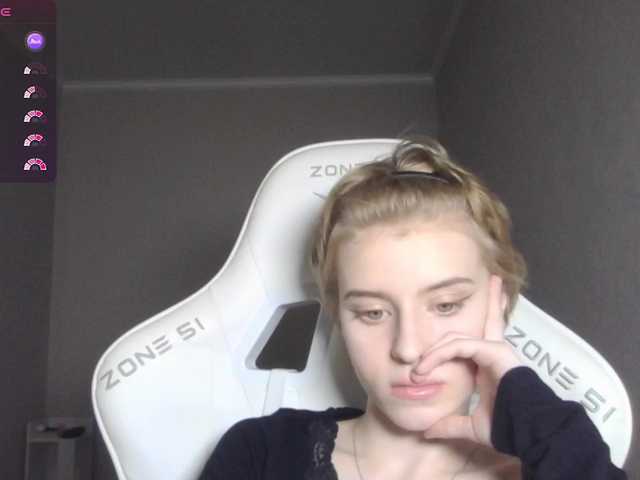 kissesliza live cam on BongaCams