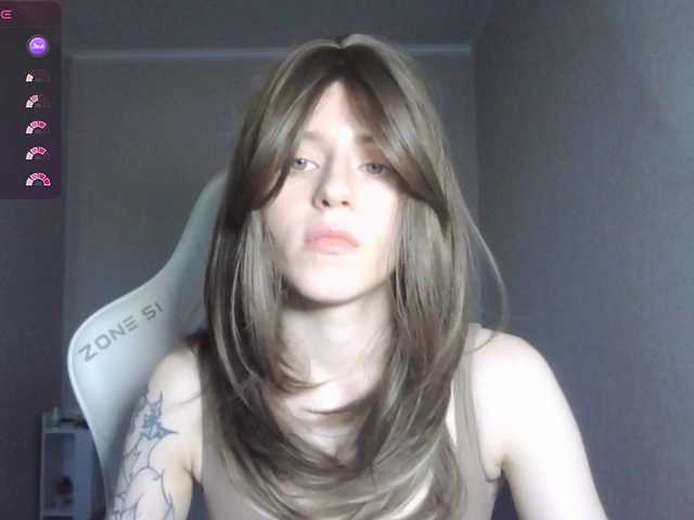 kissesliza live cam on BongaCams