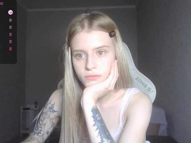 kissesliza live cam on BongaCams