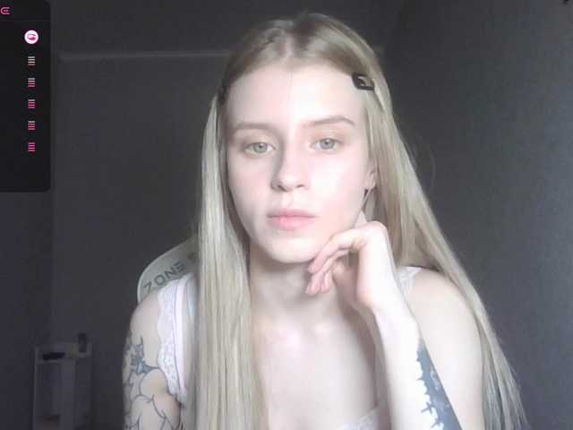 kissesliza live cam on BongaCams