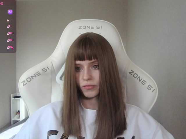  kissesliza chat room