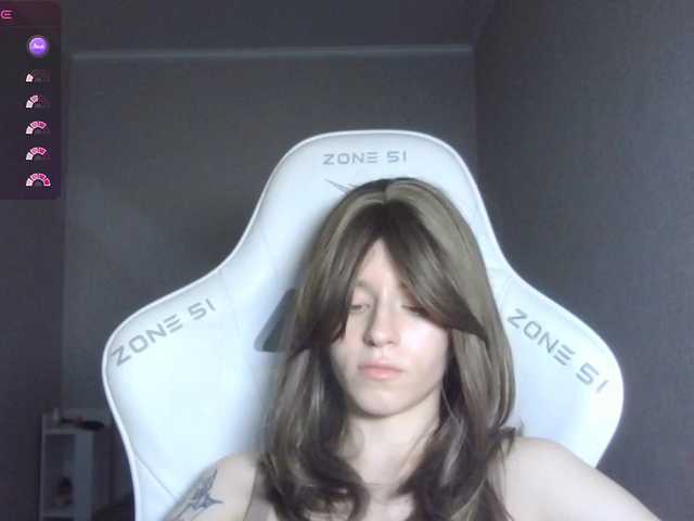 kissesliza live cam on BongaCams