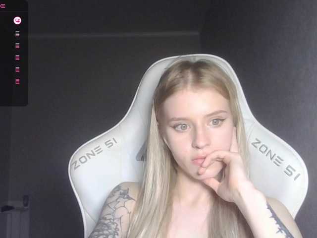 Helga_Pataki live webcam show