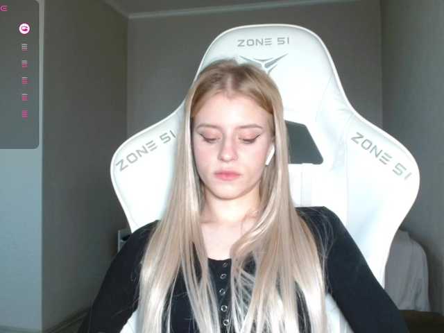 kissesliza live cam on BongaCams