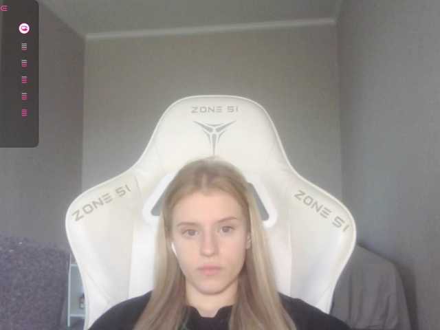 kissesliza live cam on BongaCams