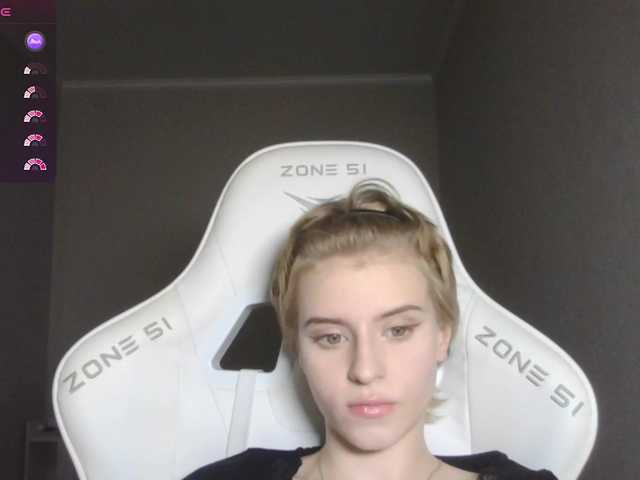 kissesliza online