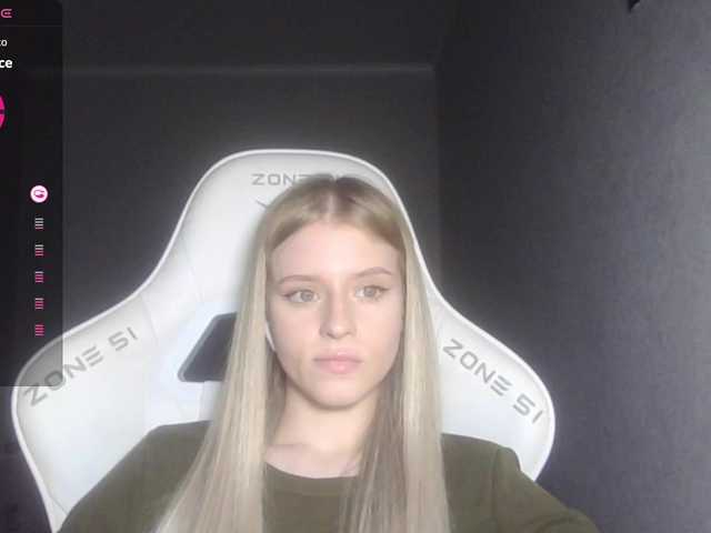 kissesliza cam belle