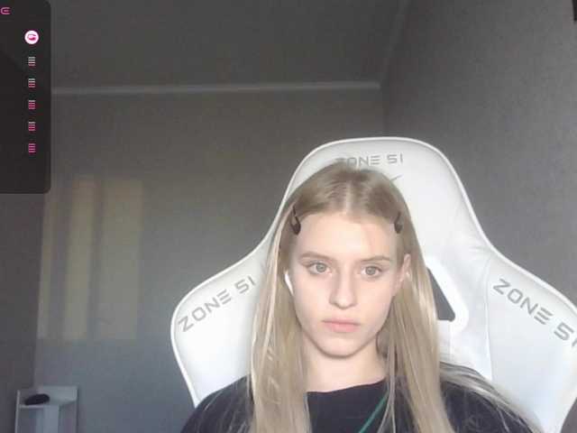 kissesliza live cam on BongaCams