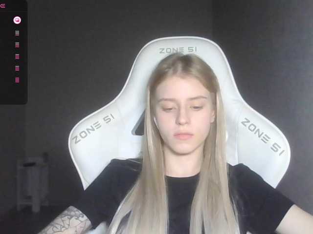 kissesliza live cam on BongaCams