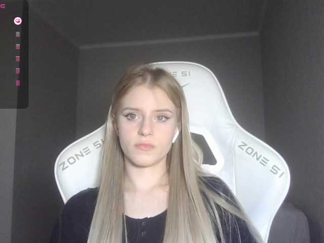 kissesliza live cam on BongaCams