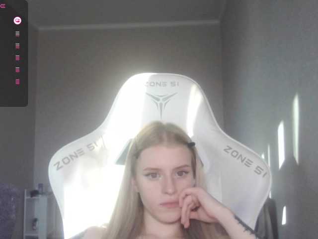 kissesliza live cam on BongaCams