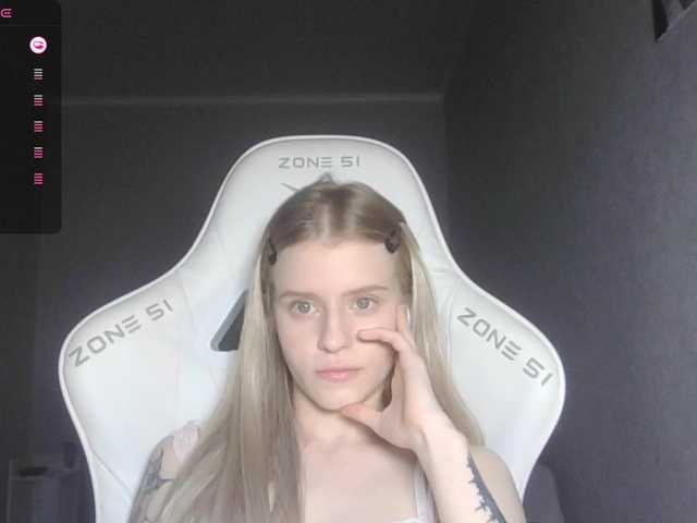 kissesliza live cam on BongaCams