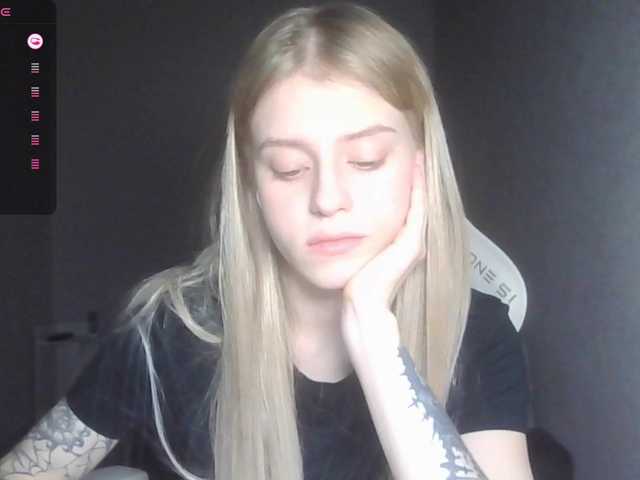 kissesliza live on BongaCams