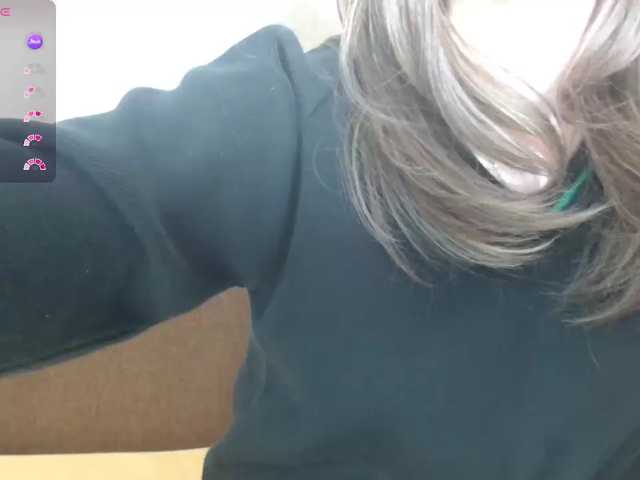 kissesliza live cam on BongaCams