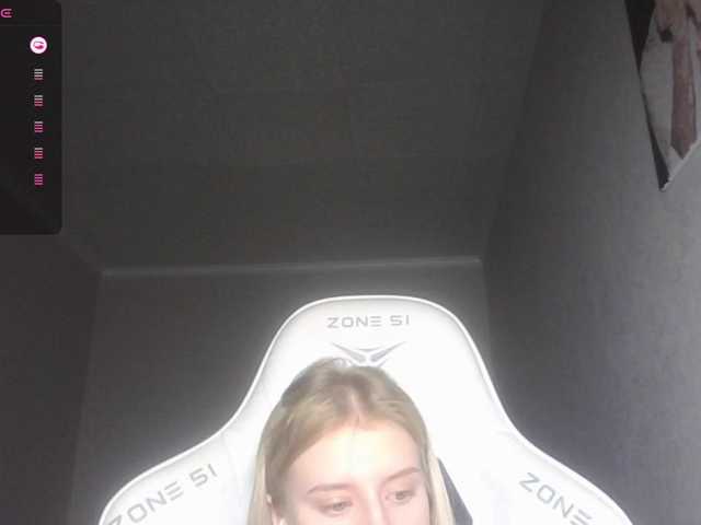 kissesliza live cam on BongaCams