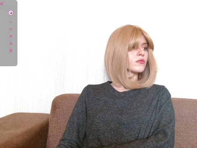kissesliza live cam on BongaCams