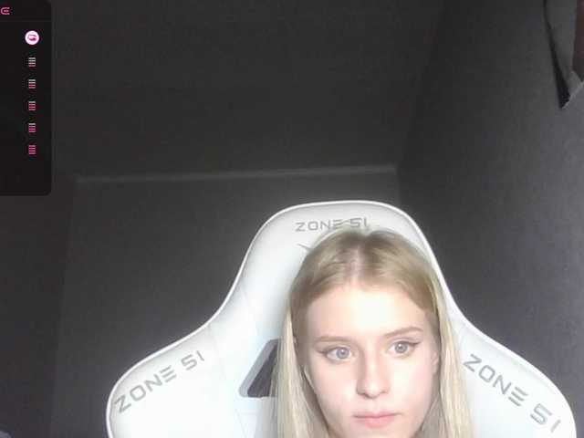 kissesliza live cam on BongaCams
