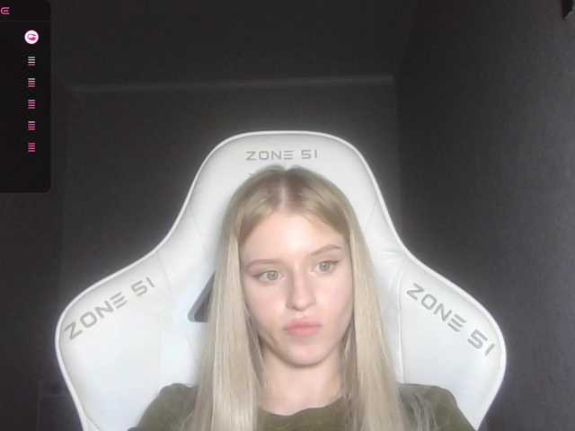 kissesliza live cam on BongaCams