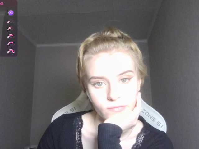 kissesliza live cam on BongaCams