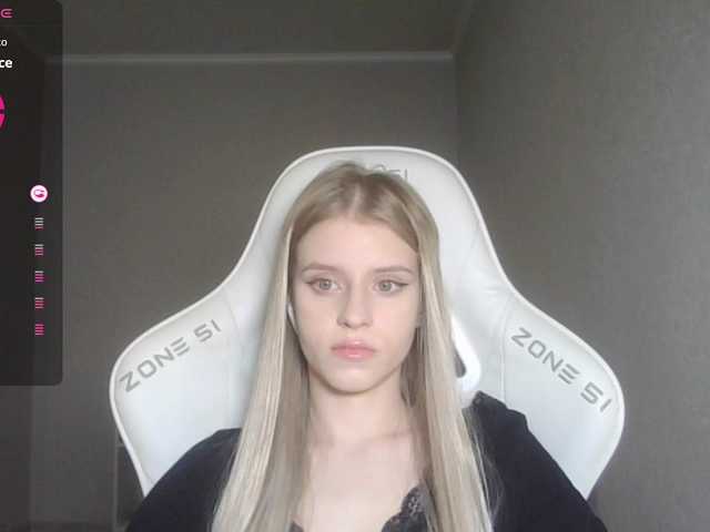 kissesliza live cam on BongaCams