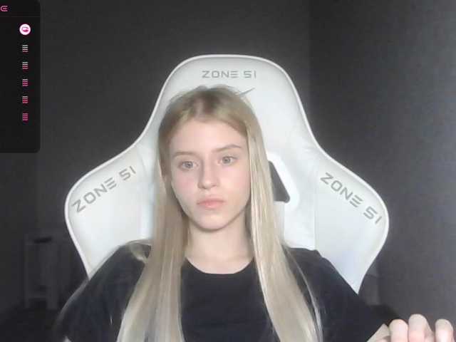 kissesliza live cam on BongaCams
