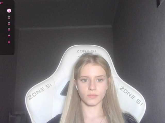 kissesliza online