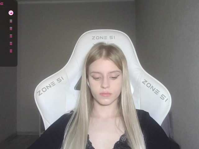 kissesliza live cam on BongaCams