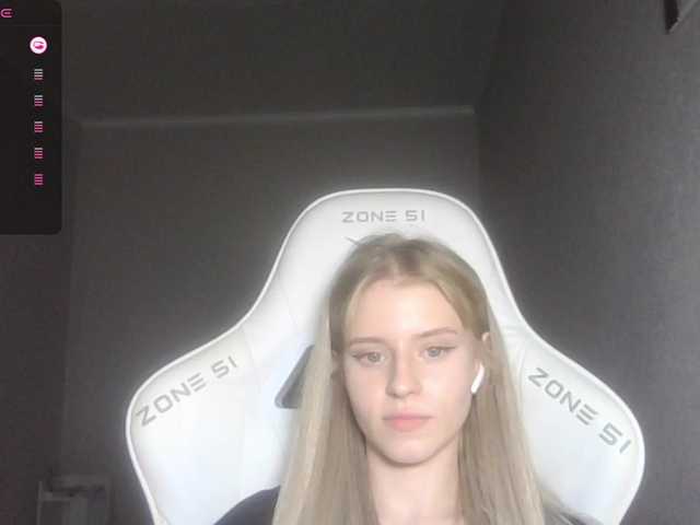 kissesliza live cam on BongaCams