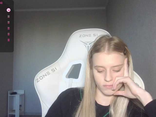 kissesliza live cam on BongaCams