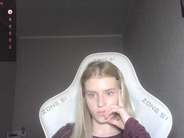 kissesliza live cam on BongaCams