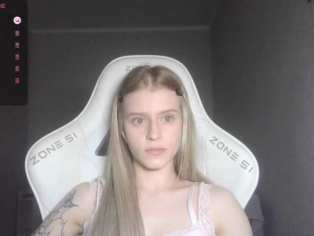 kissesliza live cam on BongaCams