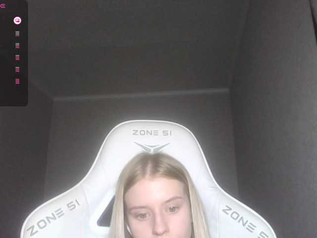 kissesliza online