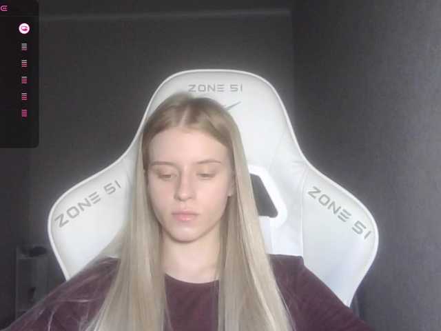 kissesliza live cam on BongaCams