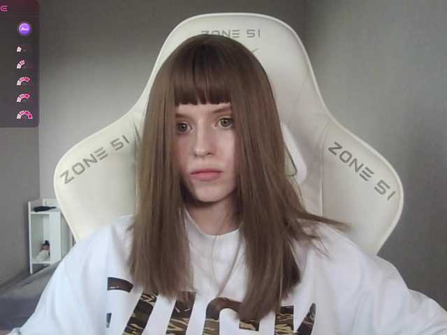 kissesliza's BongaCams show and profile