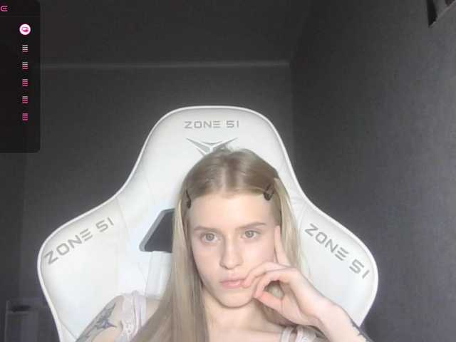 kissesliza live cam on BongaCams